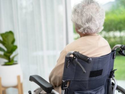 Chicago, IL nursing home neglect lawyer